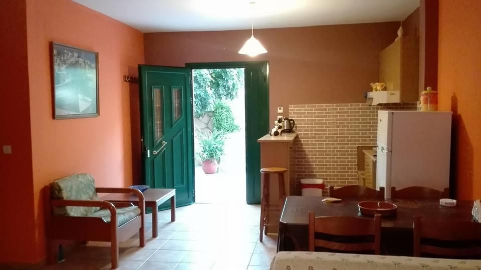 Anastasis * Trapezaki (Kefalonia)